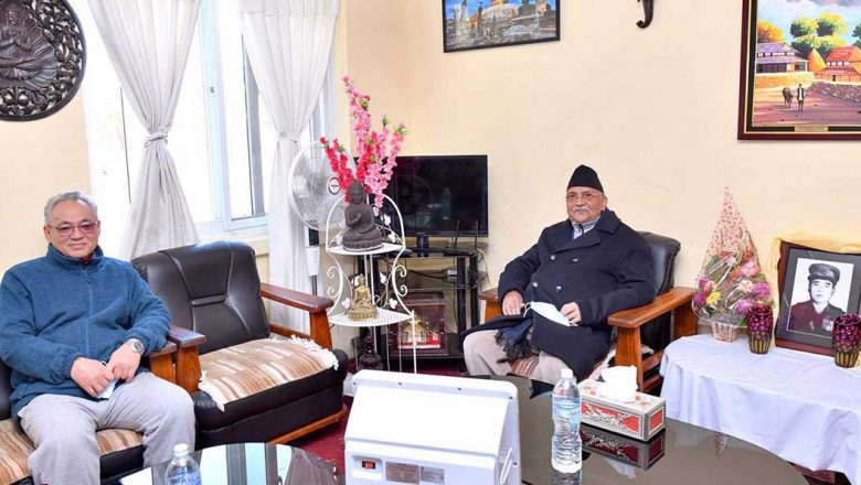 बालुवाटारमा प्रधानमन्त्री र बादलबीच भेटघाट