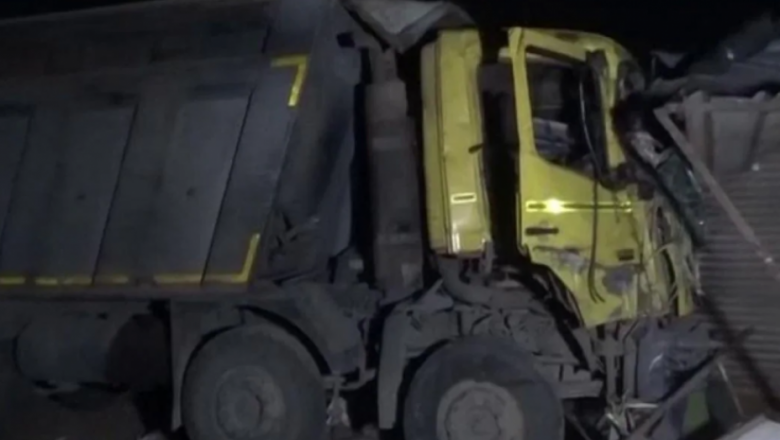 भारतमा फुटपाथमा सुतिरहेका २० जनामाथि ट्रक गुड्दा किचेर १३ जनाको मृत्यु, ७ जना गम्भीर घाइते