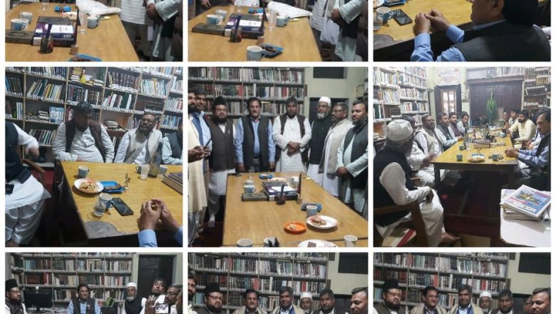 भारतका प्रसिद्ध कवि प्रोफेसर शहपर रसूल मदरसा संघद्वारा सम्मानित