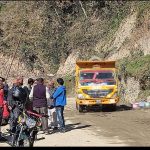 सिसडोल पिडित आन्दोलित , काठमाडौंमा थन्किए फोहोरका गाडी