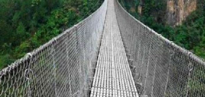 म्याग्दी–बागलुङ जोड्ने झोलुङ्गे पुल