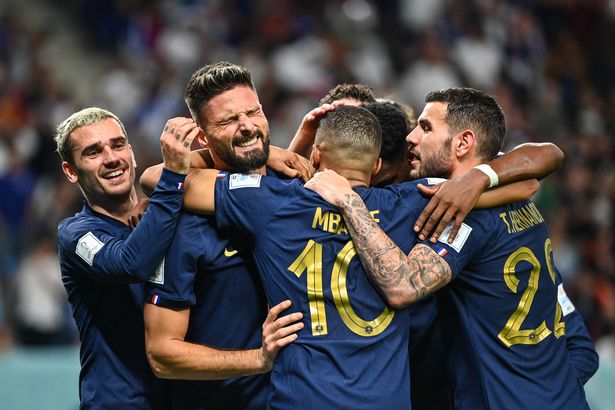 फिफा विश्वकप : फ्रान्स सेमिफाइनलमा