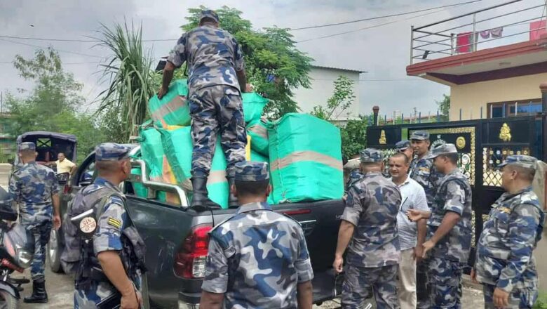 सशस्त्र प्रहरीको सूचनामा १६ लाख बराबरको अबैध सामान बरामद